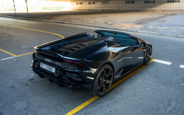  Black Lamborghini Evo Spyder Photo 5
